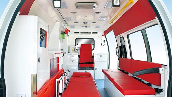 Fourgon Ambulance 6 Places