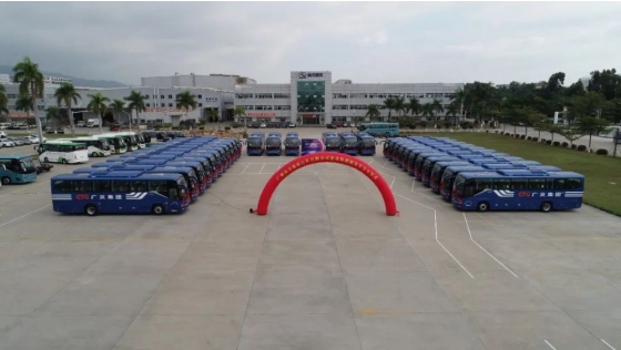 30 unités XMQ6112 livrées à l'agence de voyages de transport de guangzhou
