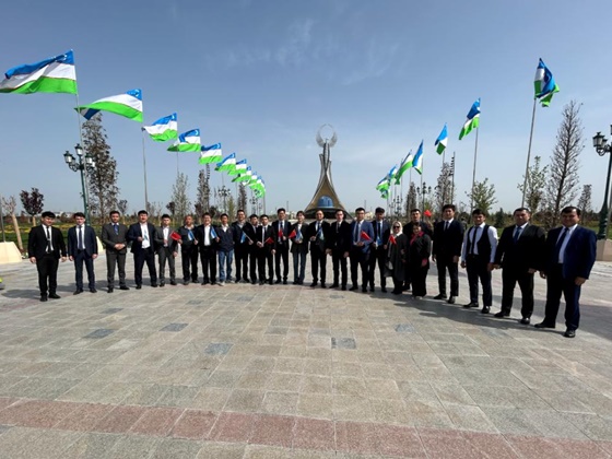 De Xiamen au monde丨Premier lot de 200 BRT fabriqués par King Long livrés en Ouzbékistan !